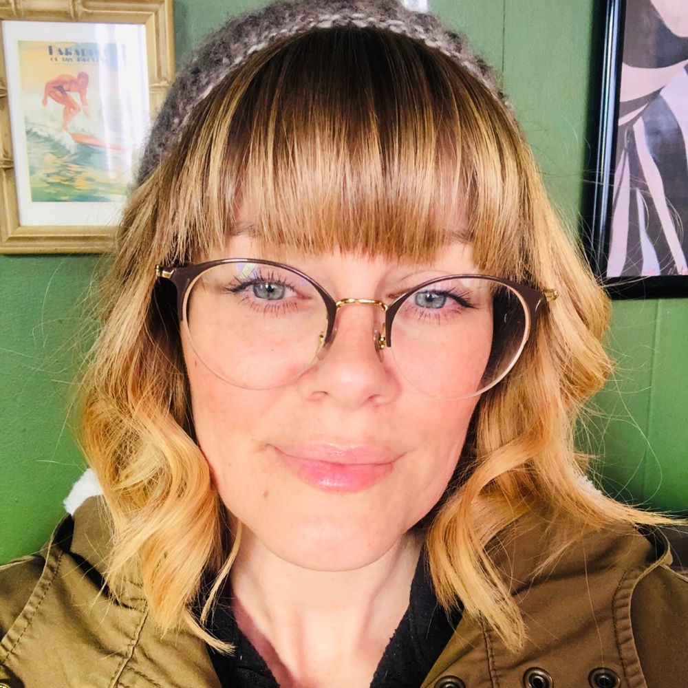 Meet your Posher, Andrea